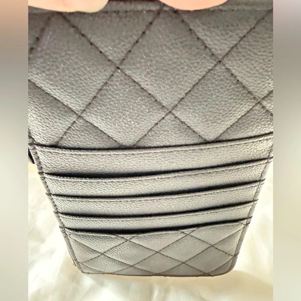 🖤 Black Quilted Phone Case with wallet and zipper 5 card holders